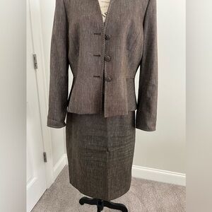 Tahari Women's Career Brown Polyester Blend 2 Piece Skirt Suit